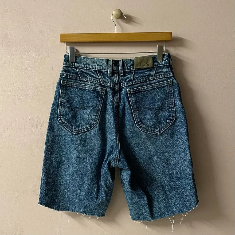 Vintage Lee Riders Dark Medium Wash Denim Cut Off Shorts Size 10 Petite GUC